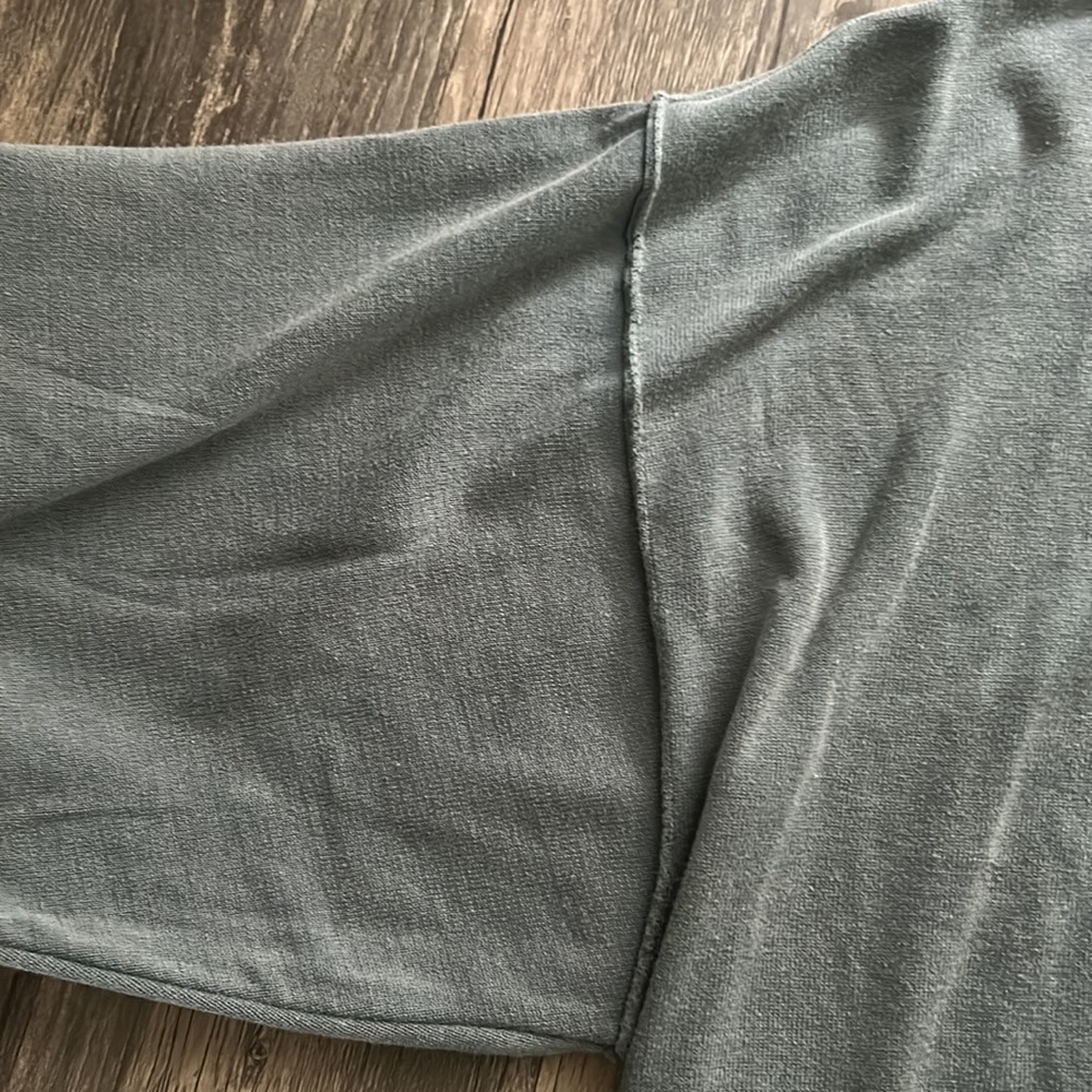Sweatshirt - Picture 3 of 3